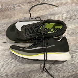 NIKE Air Zoom Fly 880848-301 Sequoia Green Running Shoes Men’s Size 9
